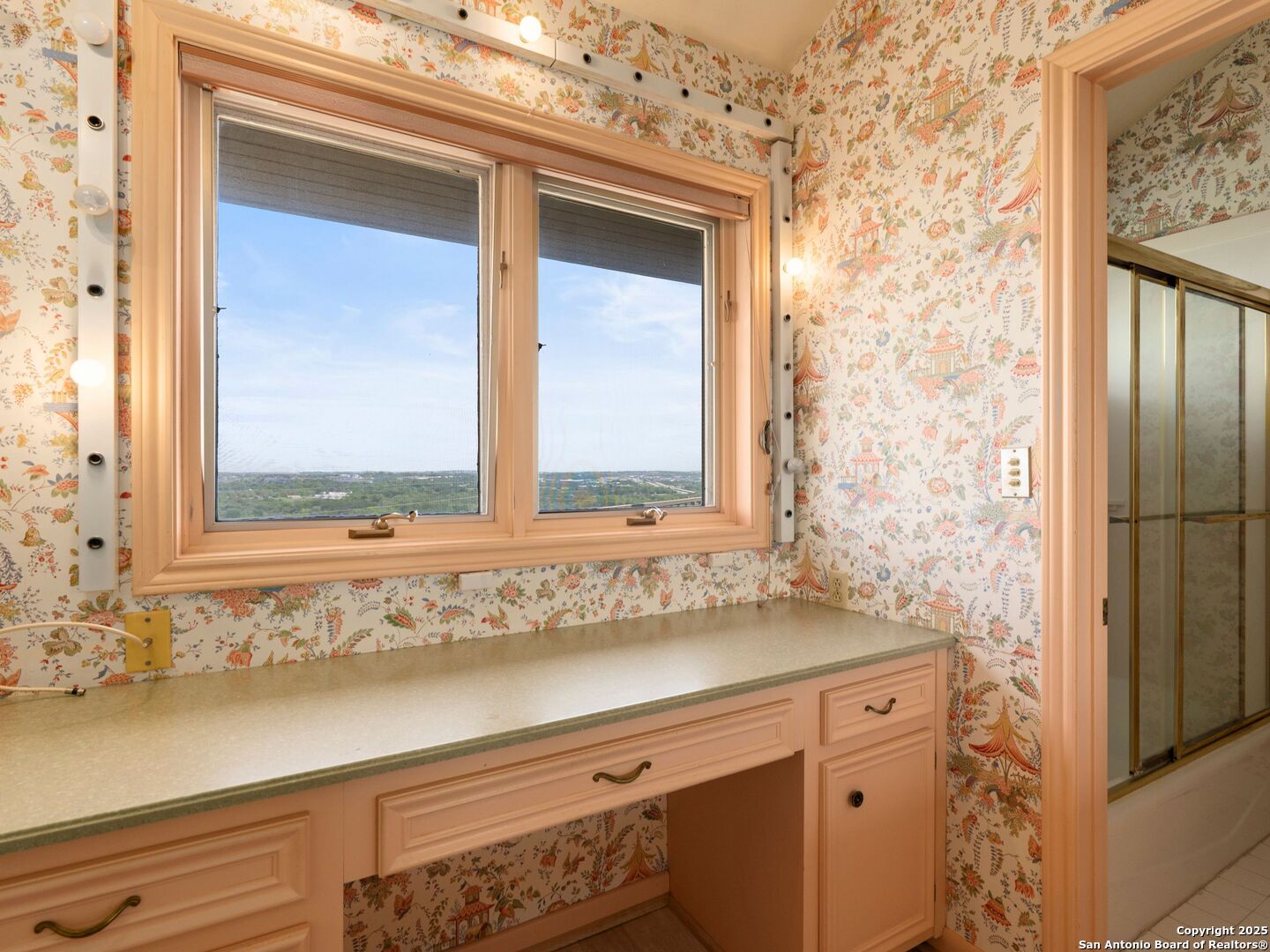 15 Trail View