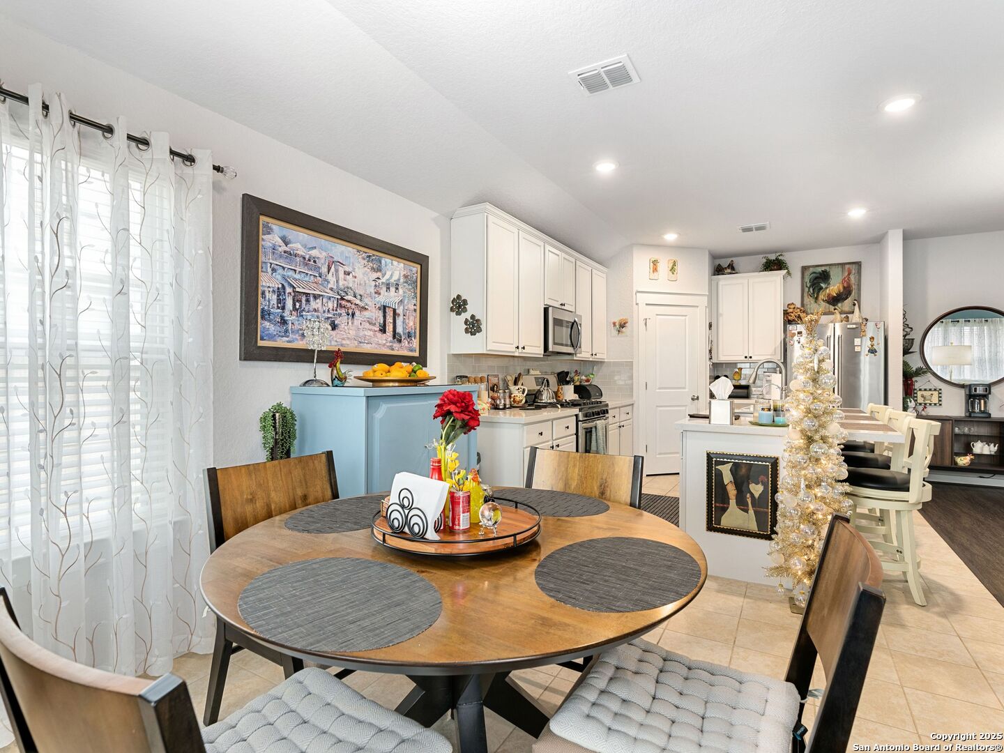 10744 Rosalina Loop