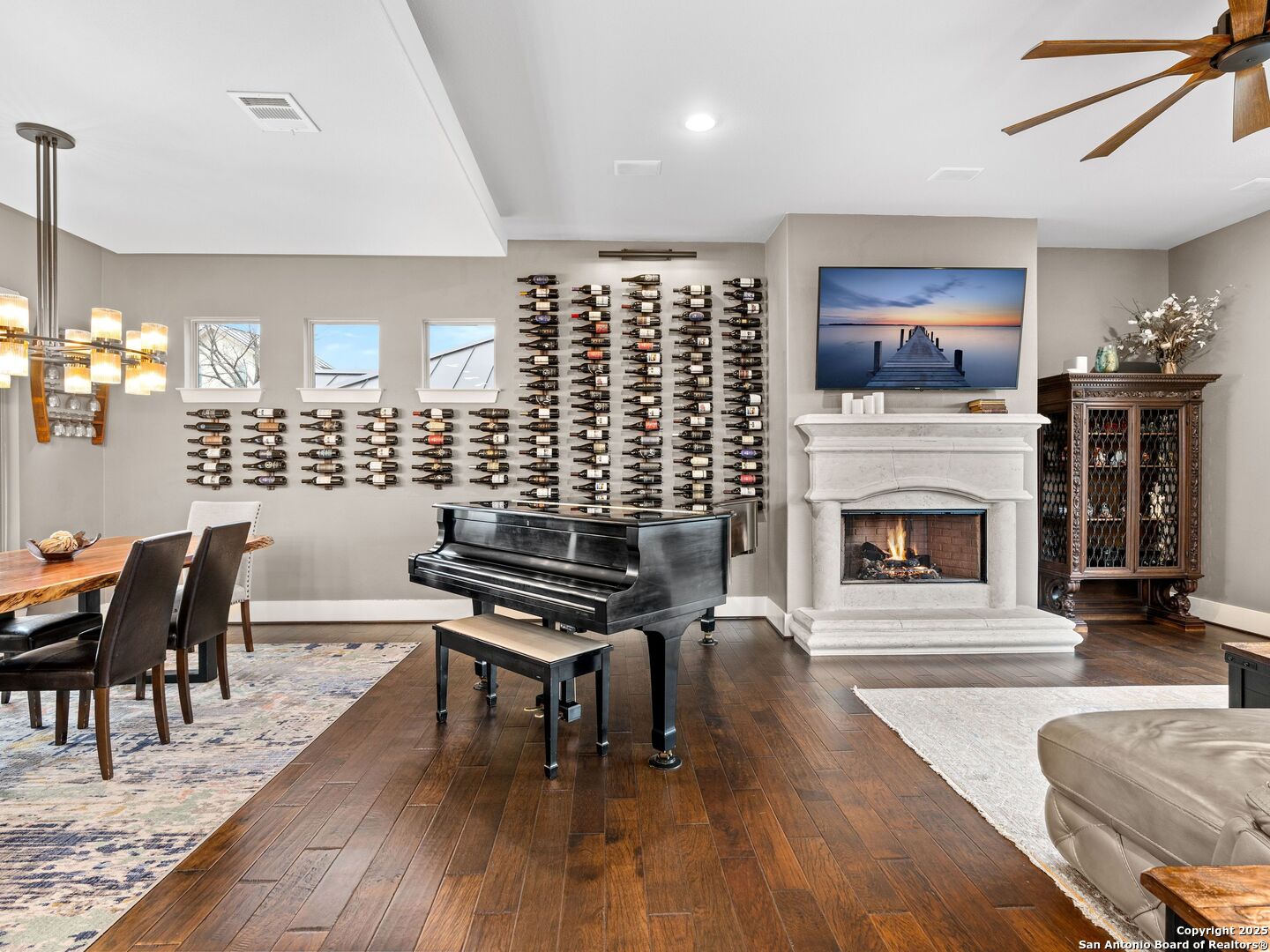 4616 AVERY WAY