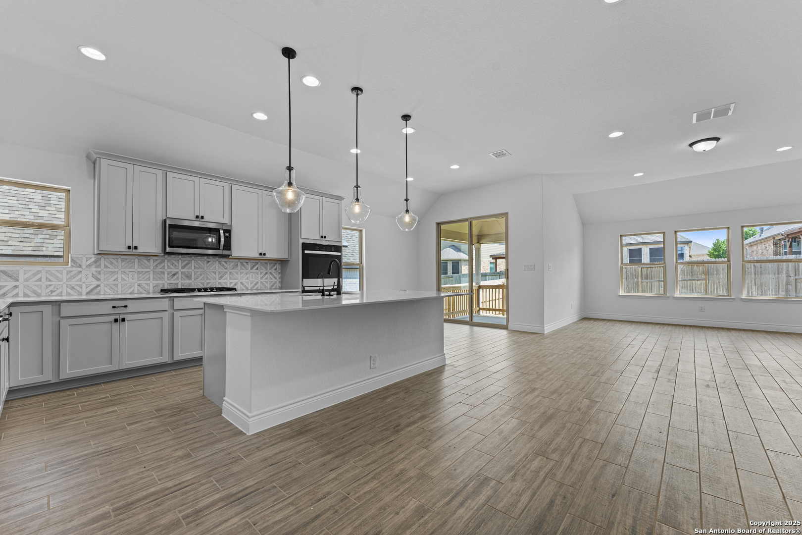 2175 Oak Run Parkway