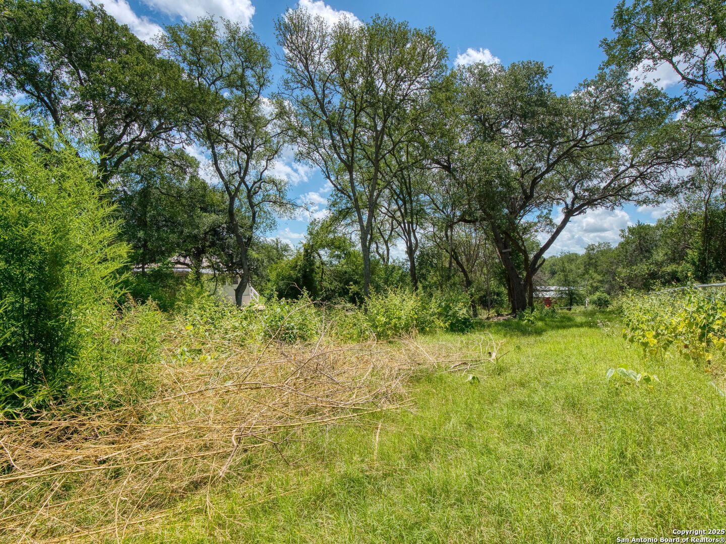 LOT 8 Waco St