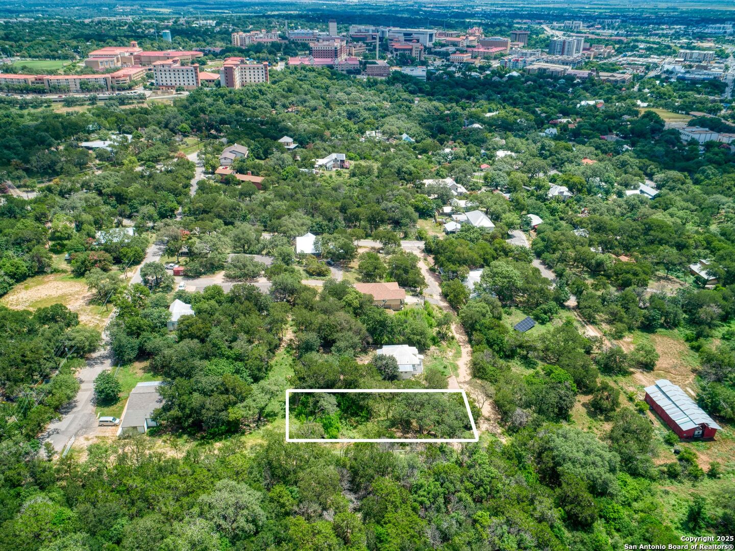 LOT 8 Waco St