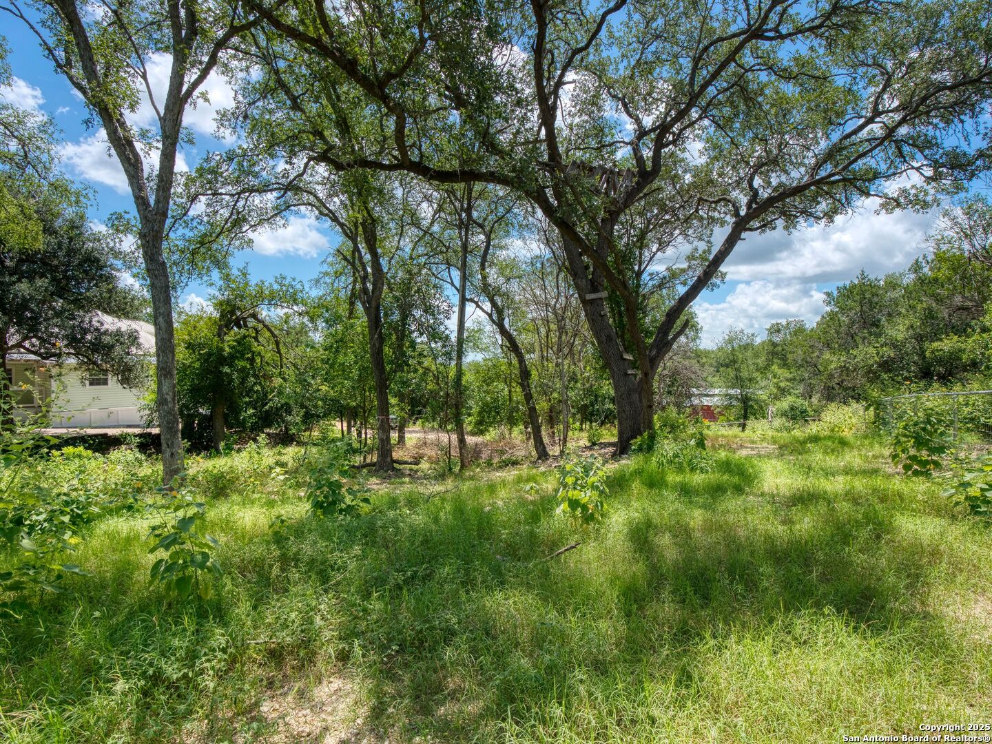 LOT 8 Waco St
