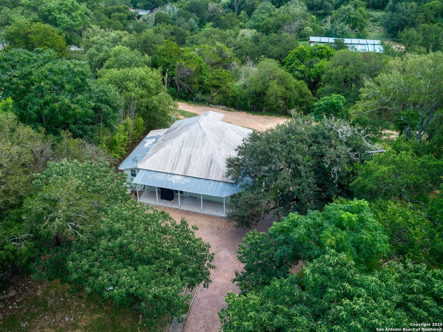 826 Waco St