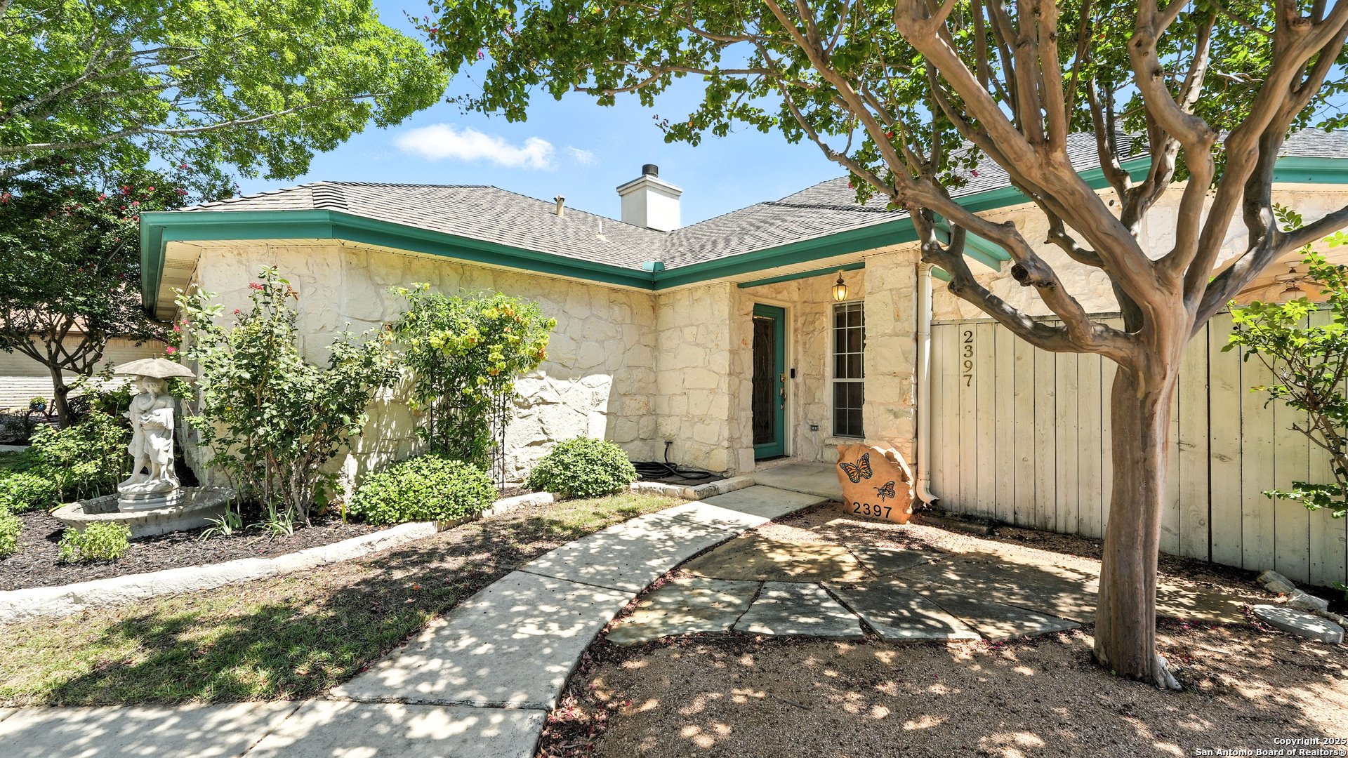 2397 Essex Grace