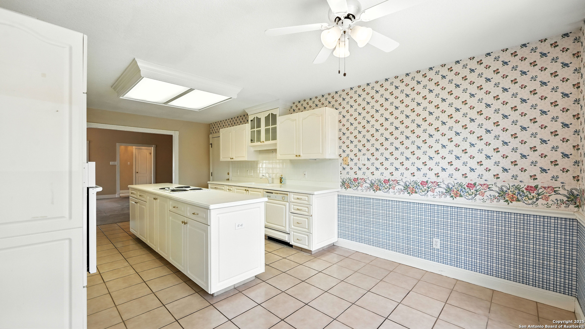 2397 Essex Grace