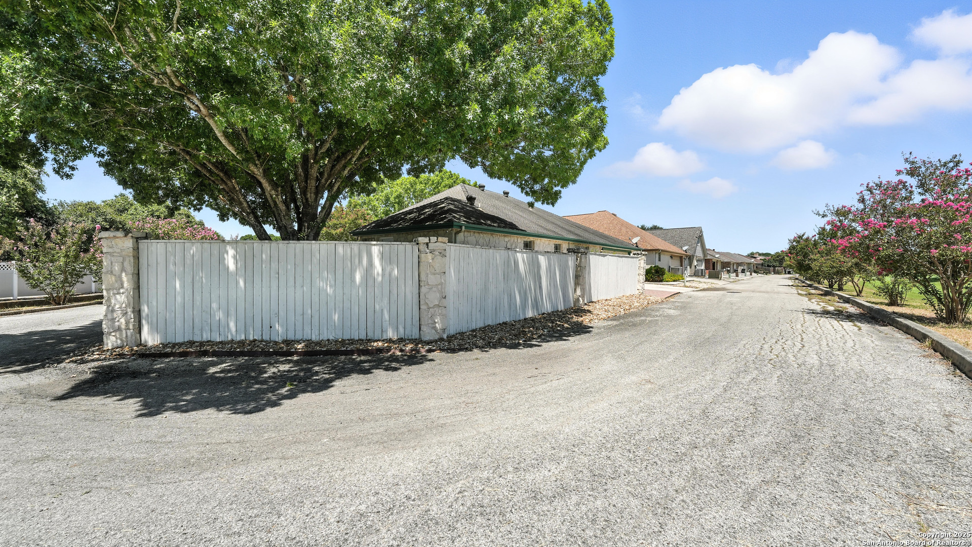 2397 Essex Grace