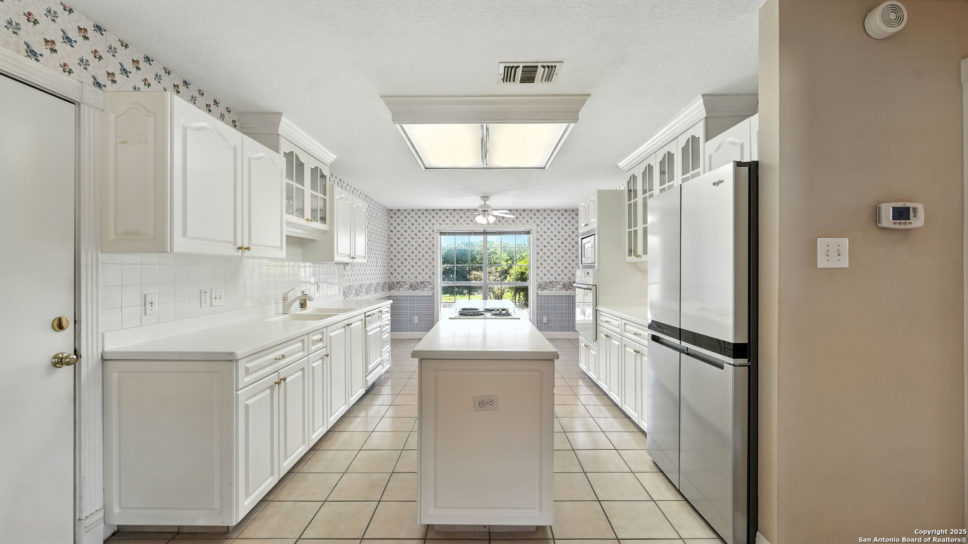 2397 Essex Grace