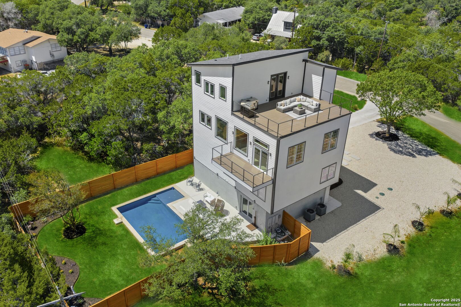 3140 Westview