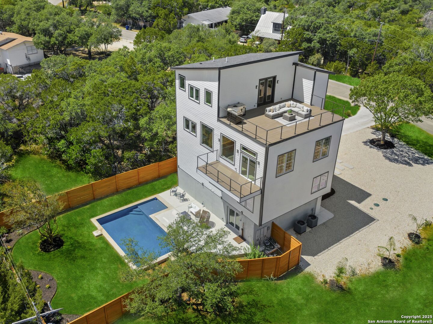 3140 Westview