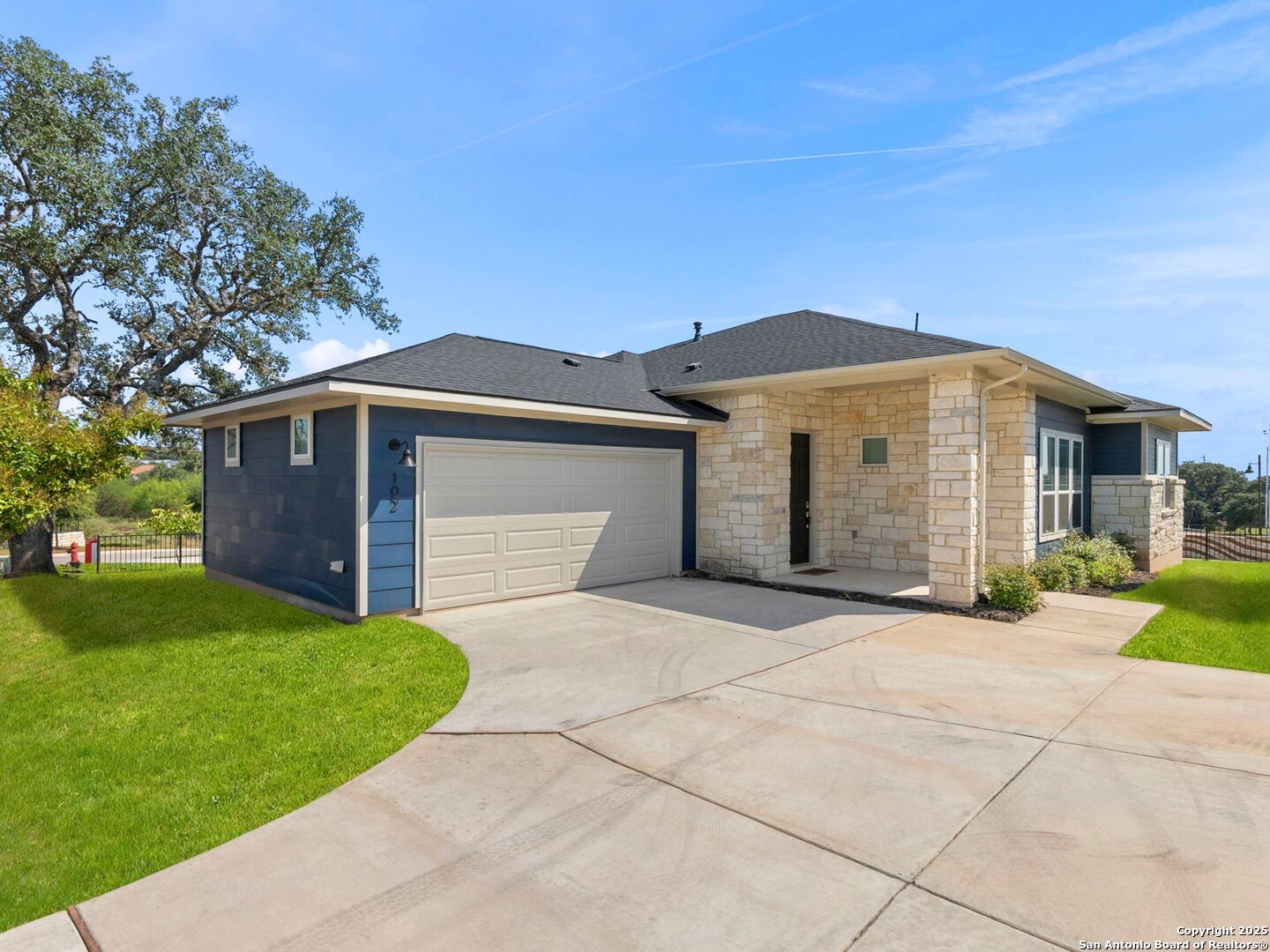 404 Eagle Drive 102