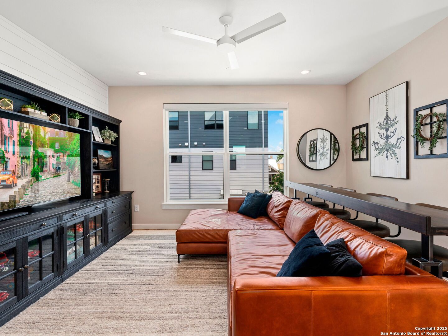 1208 N ACADEMY AVE 3201