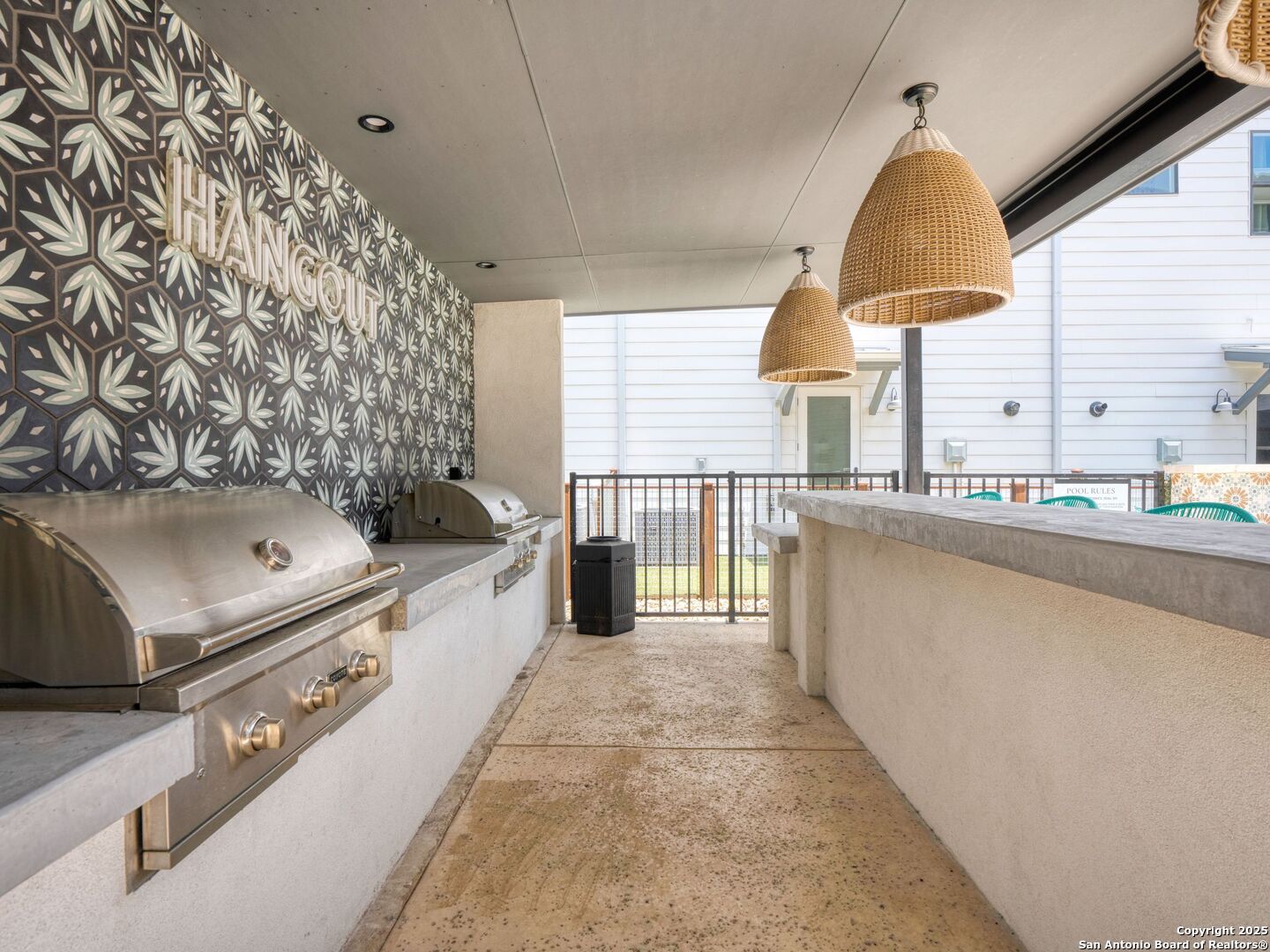 1208 N ACADEMY AVE 3201