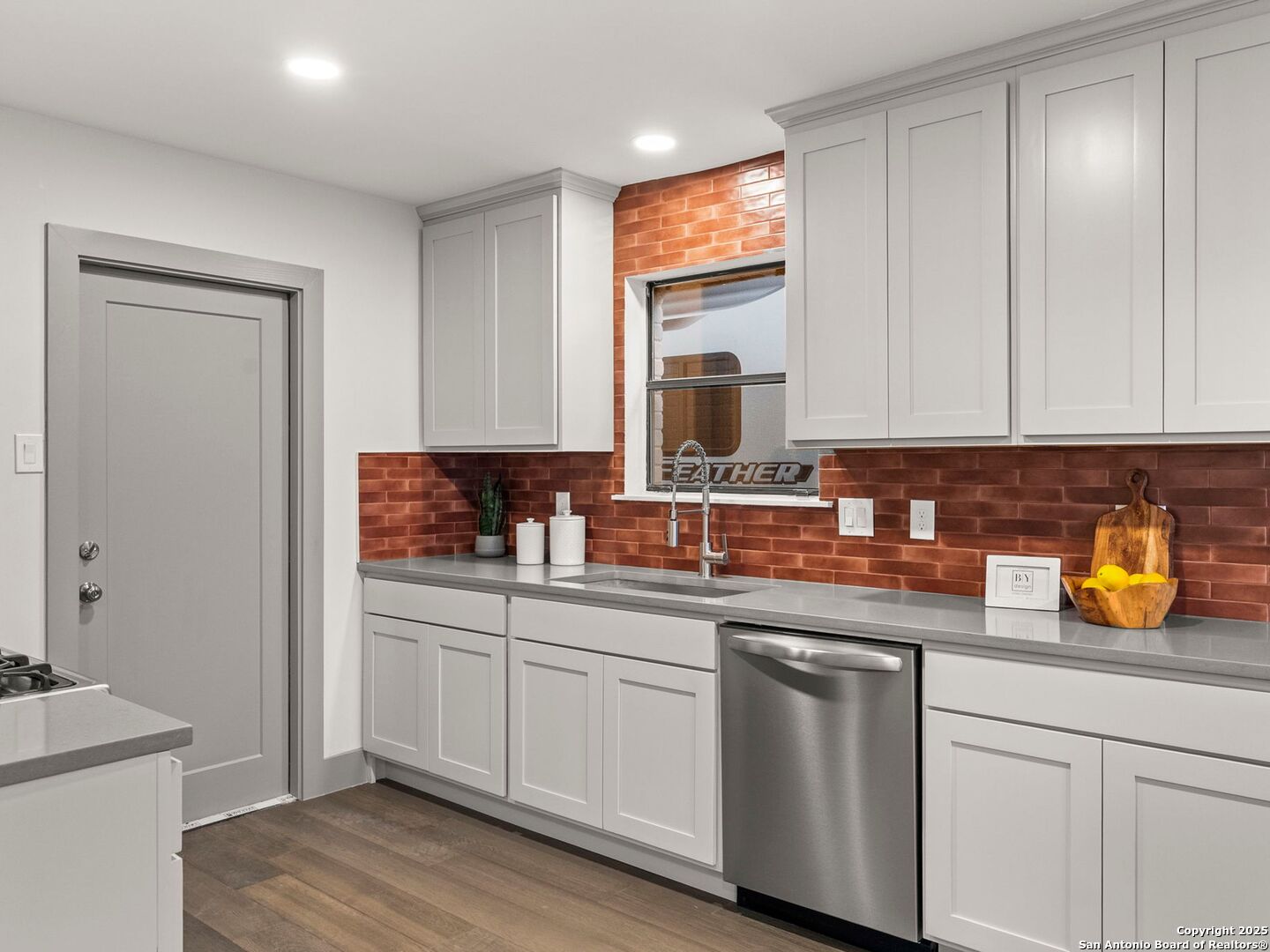 14 Country Club Circle