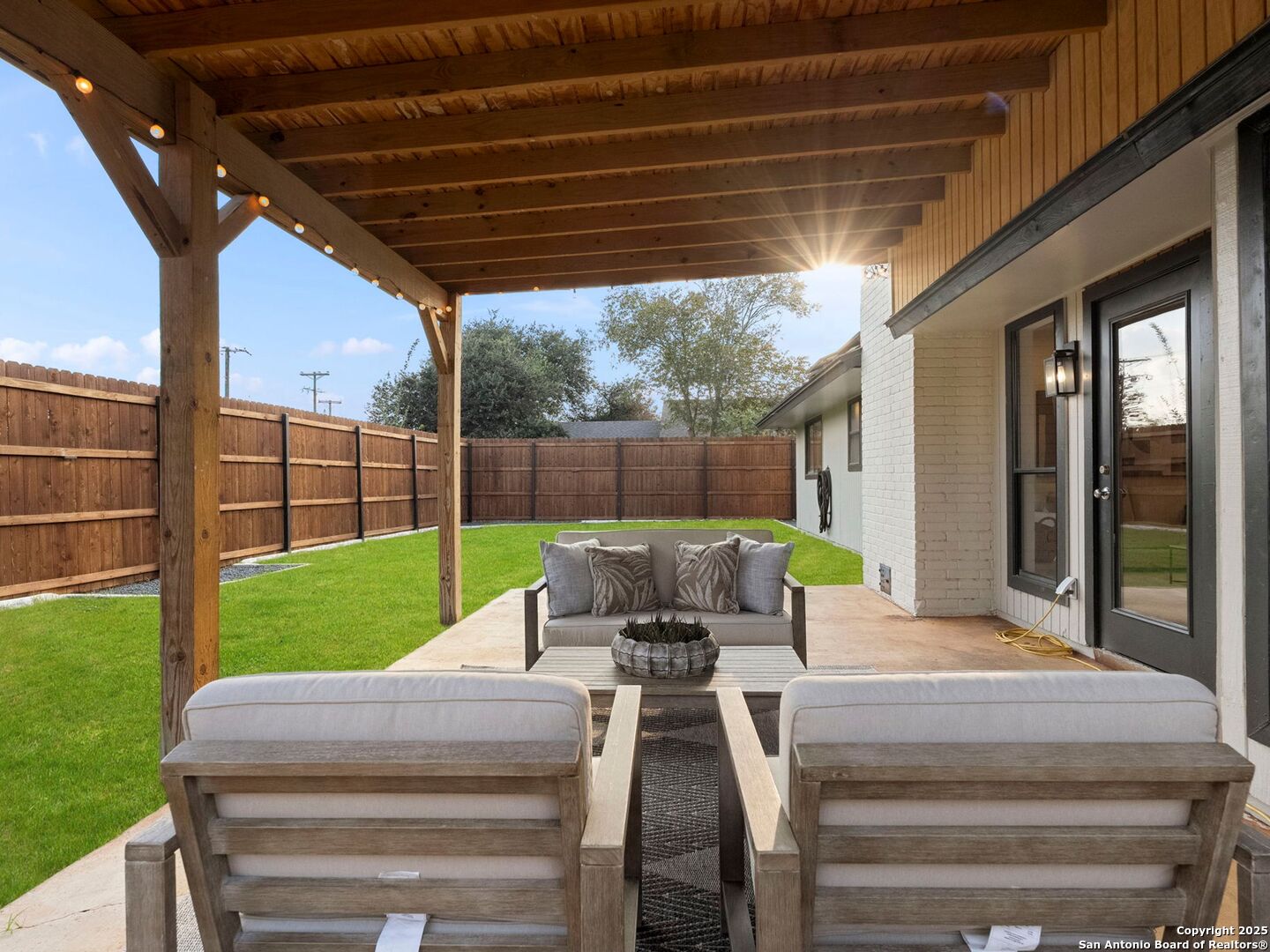 14 Country Club Circle