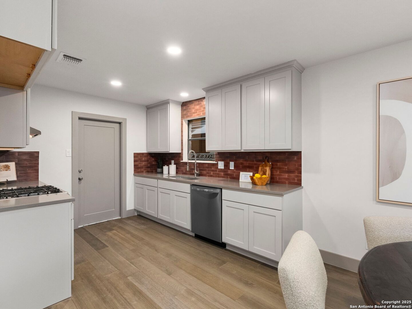 14 Country Club Circle