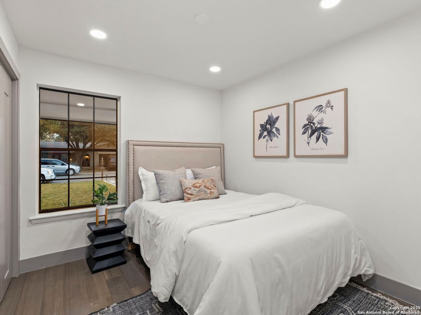 14 Country Club Circle