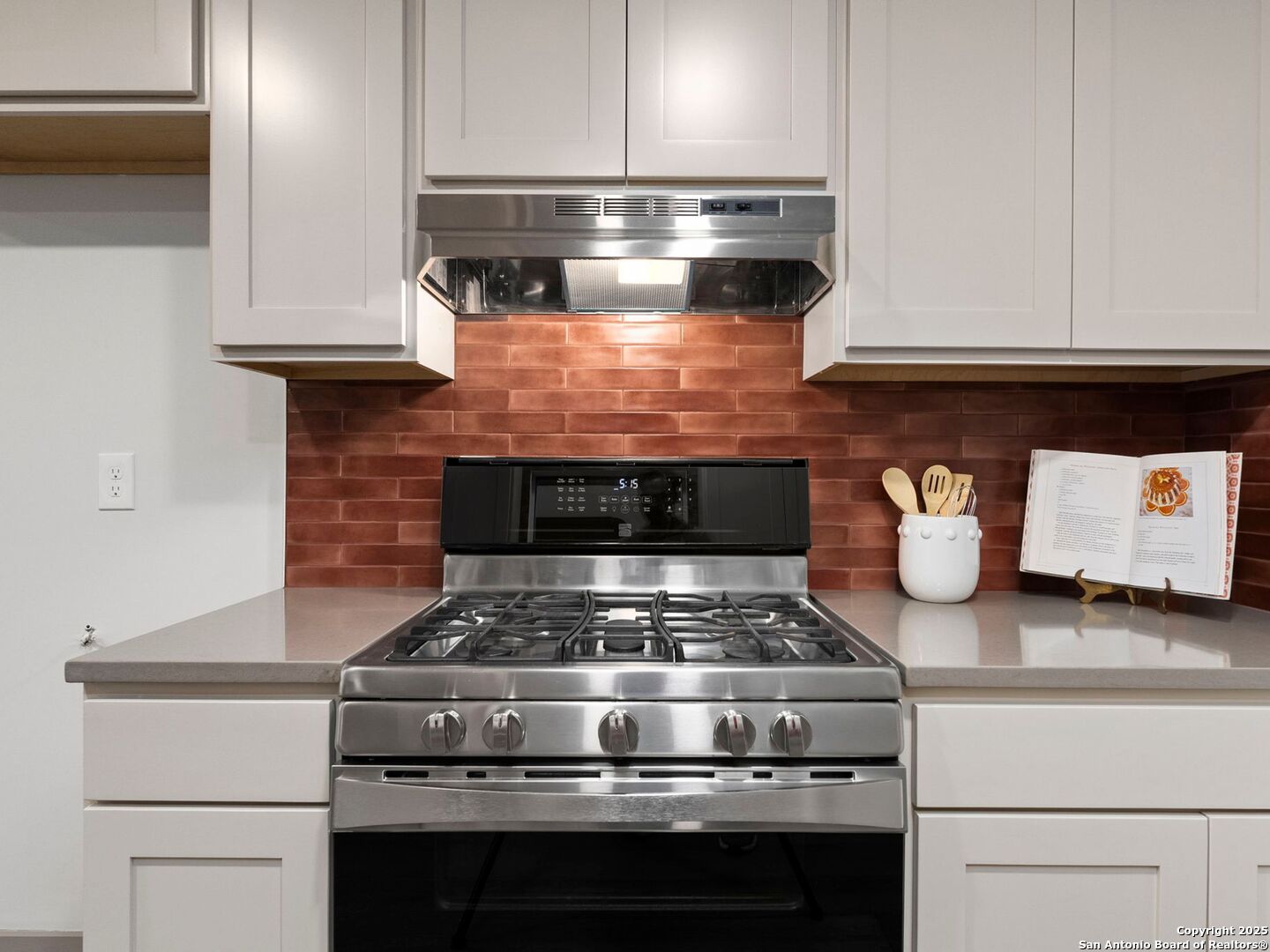 14 Country Club Circle