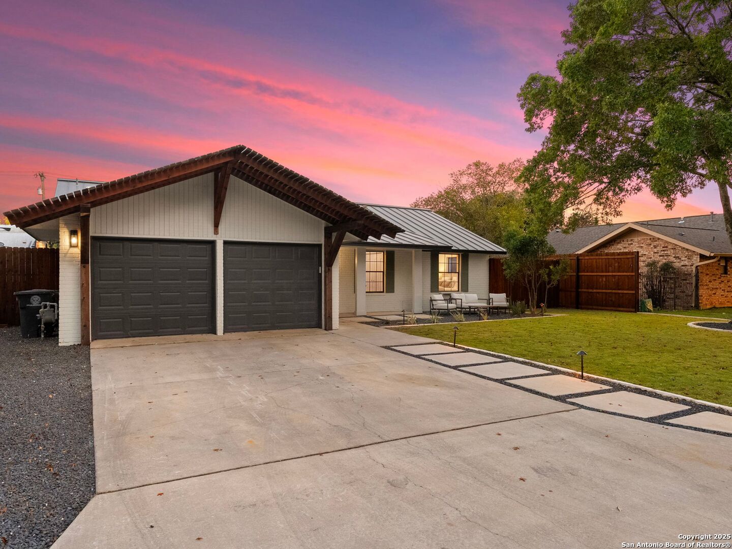 14 Country Club Circle