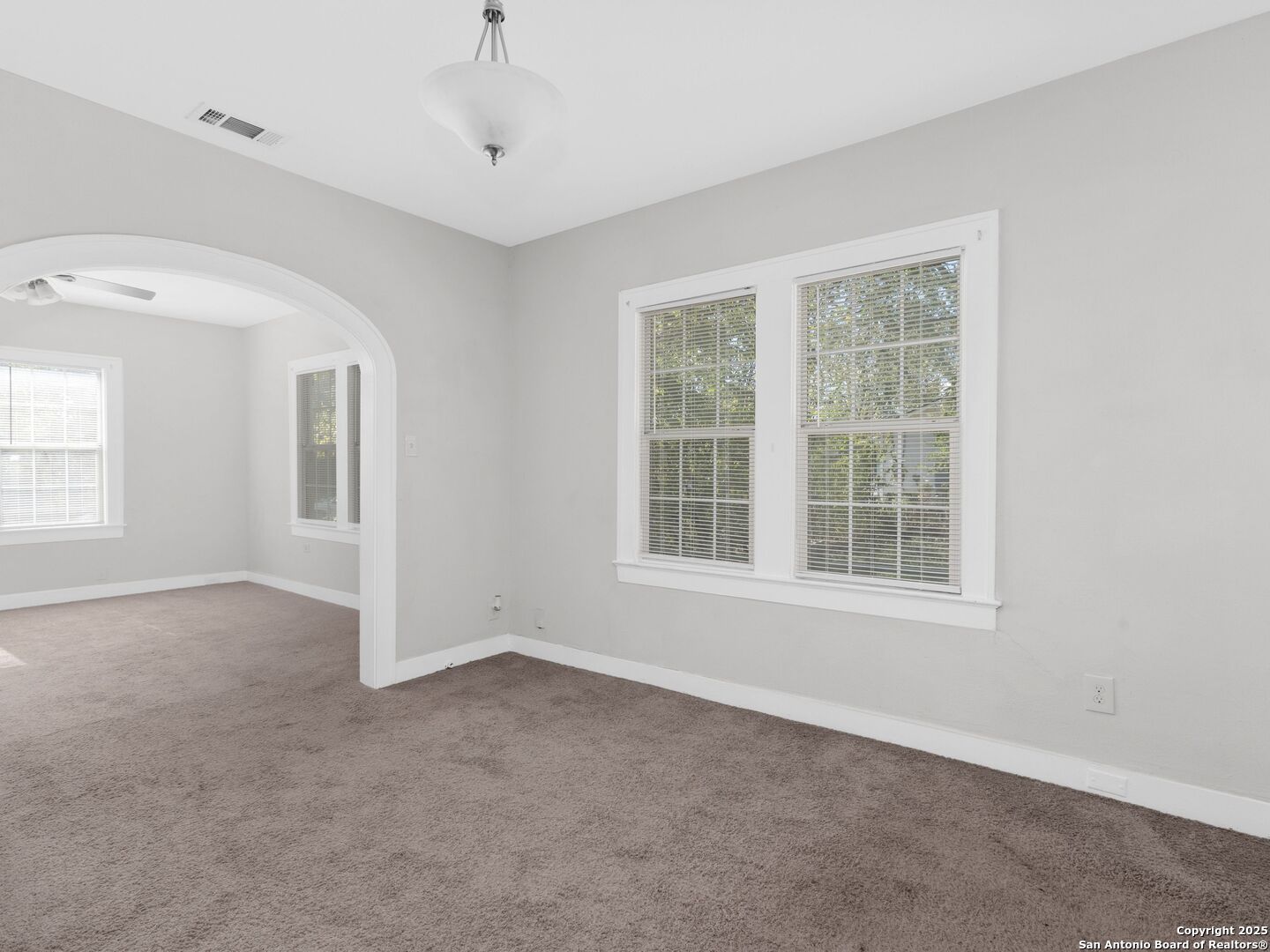 1013 Sacramento