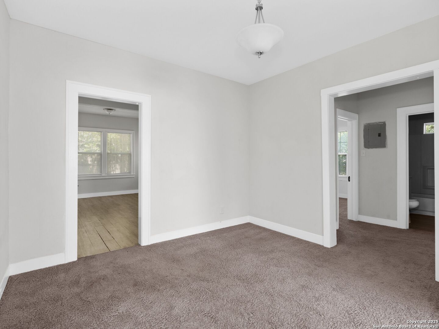 1013 Sacramento