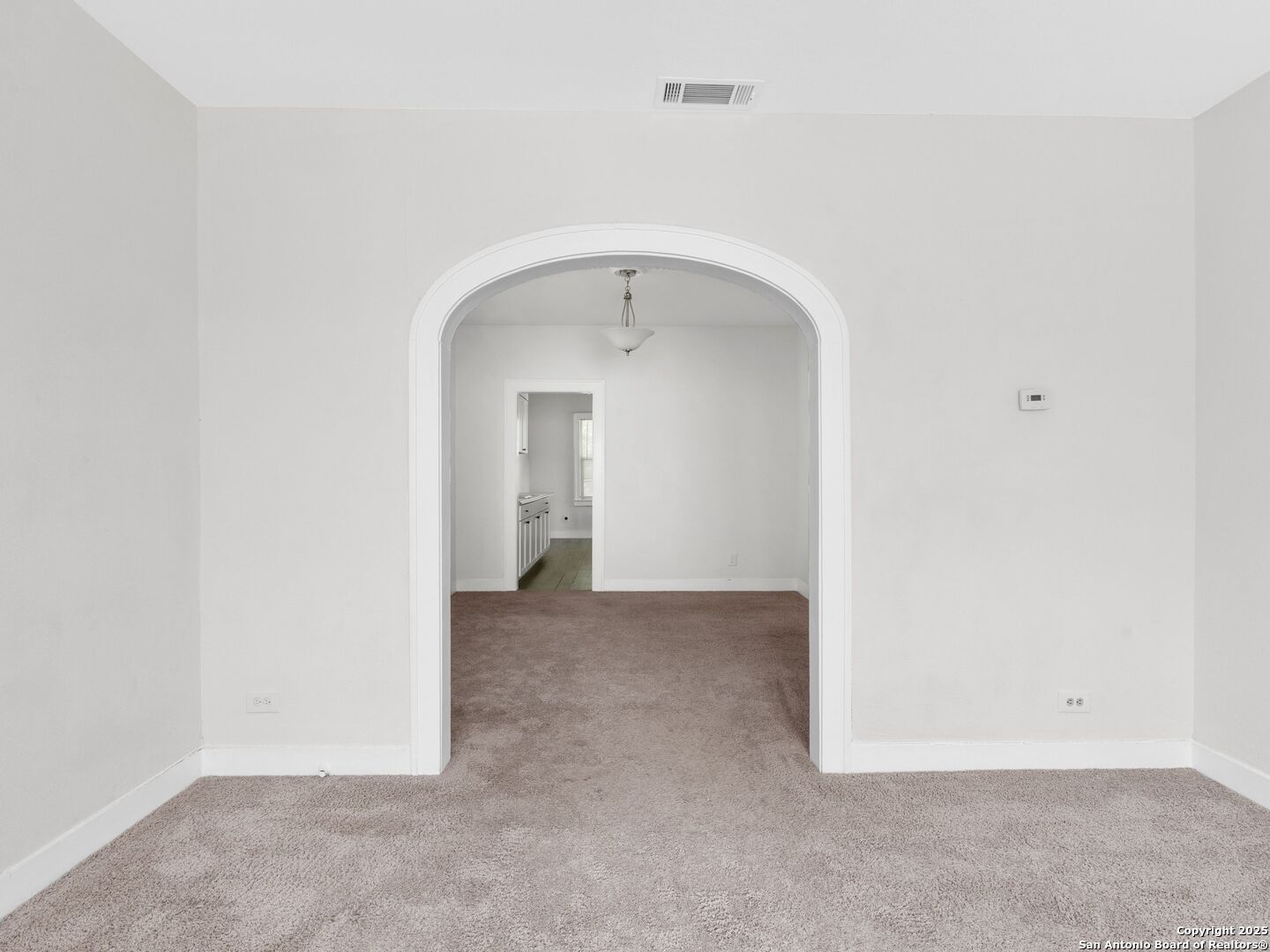 1013 Sacramento