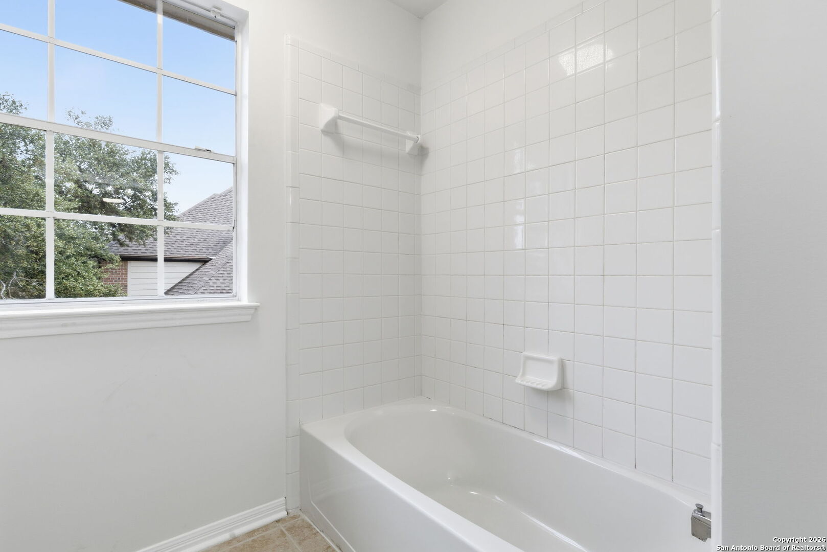 8810 London Heights