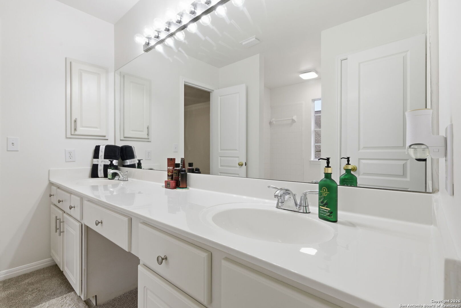 8810 London Heights