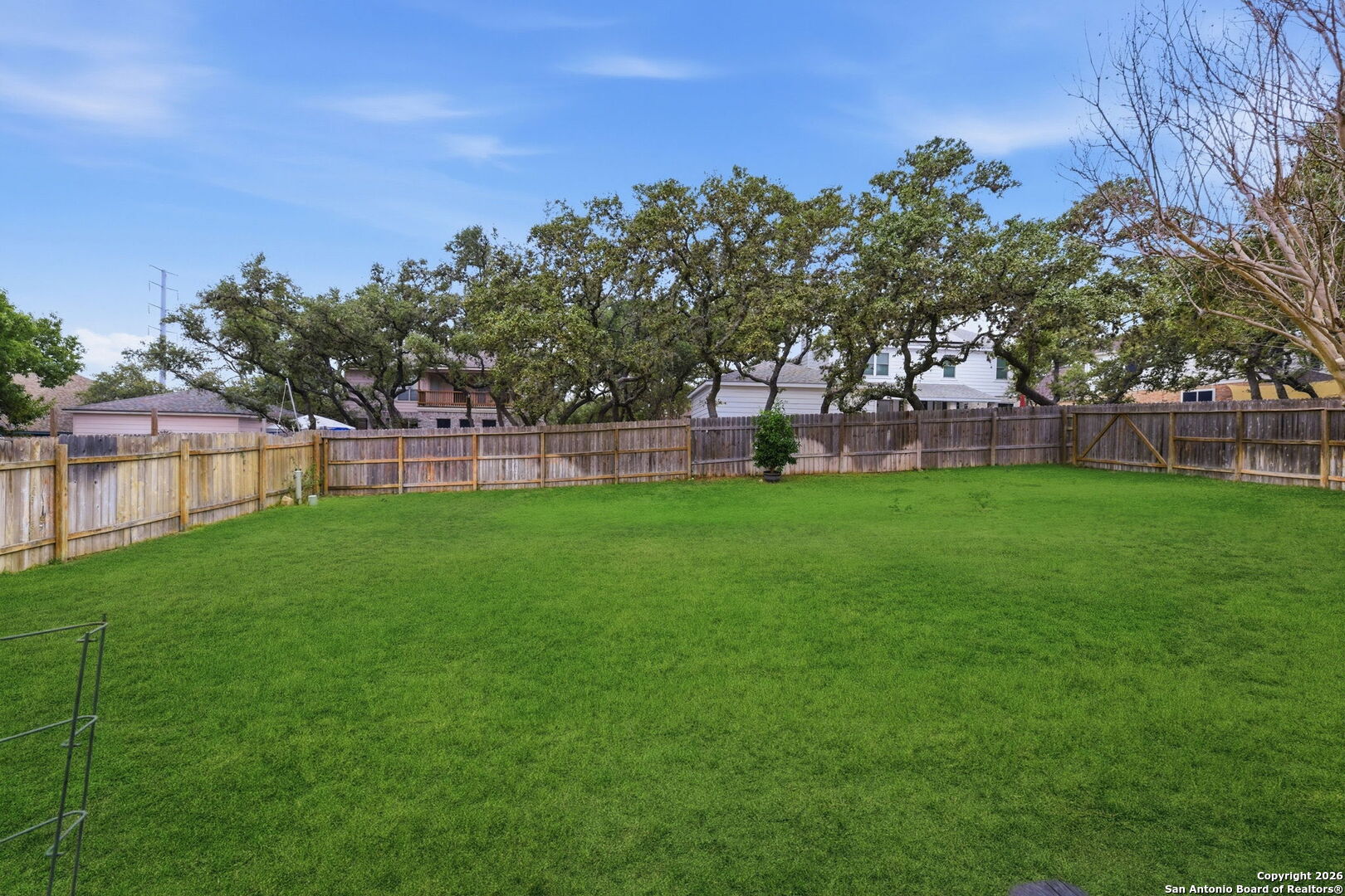 8810 London Heights