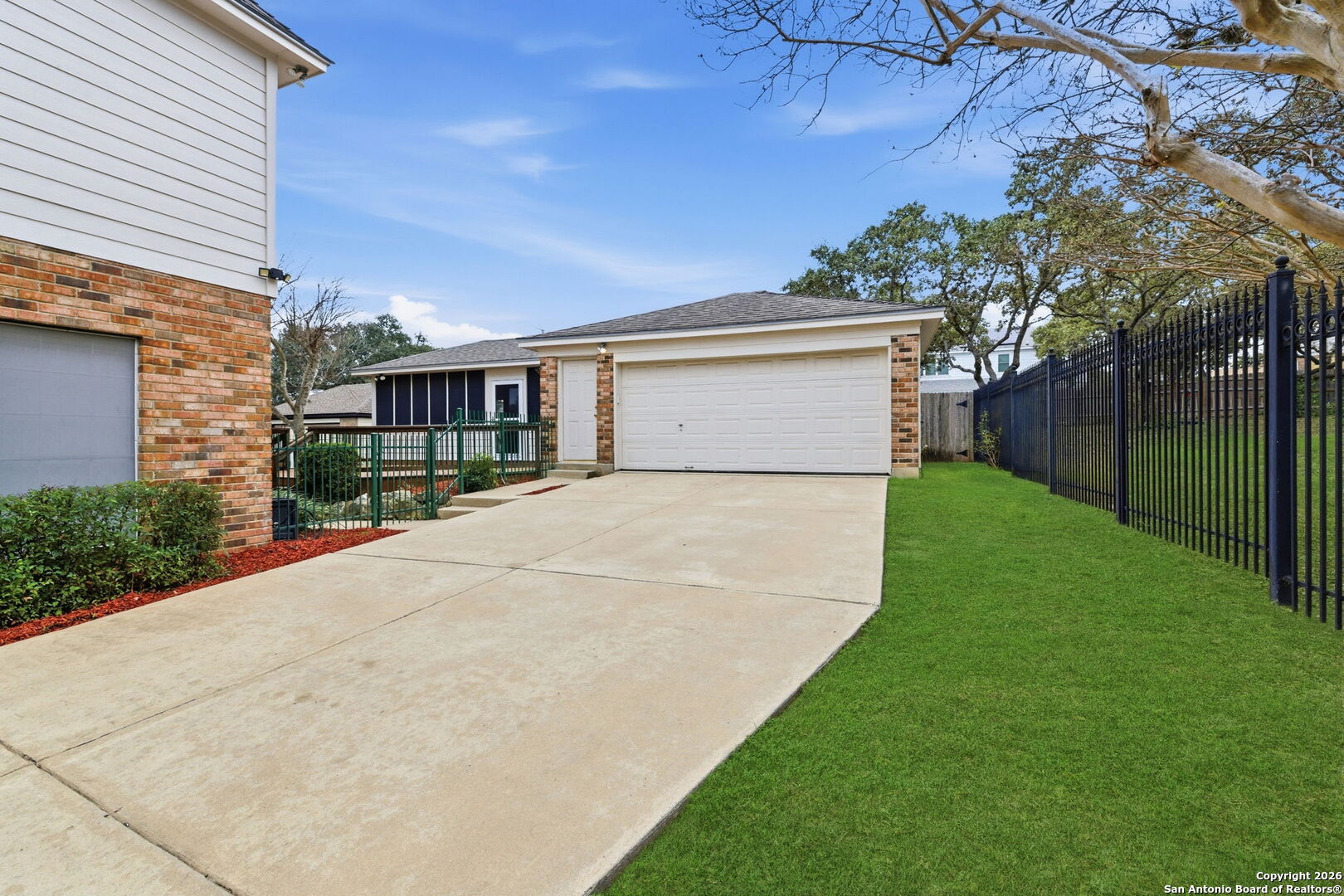 8810 London Heights
