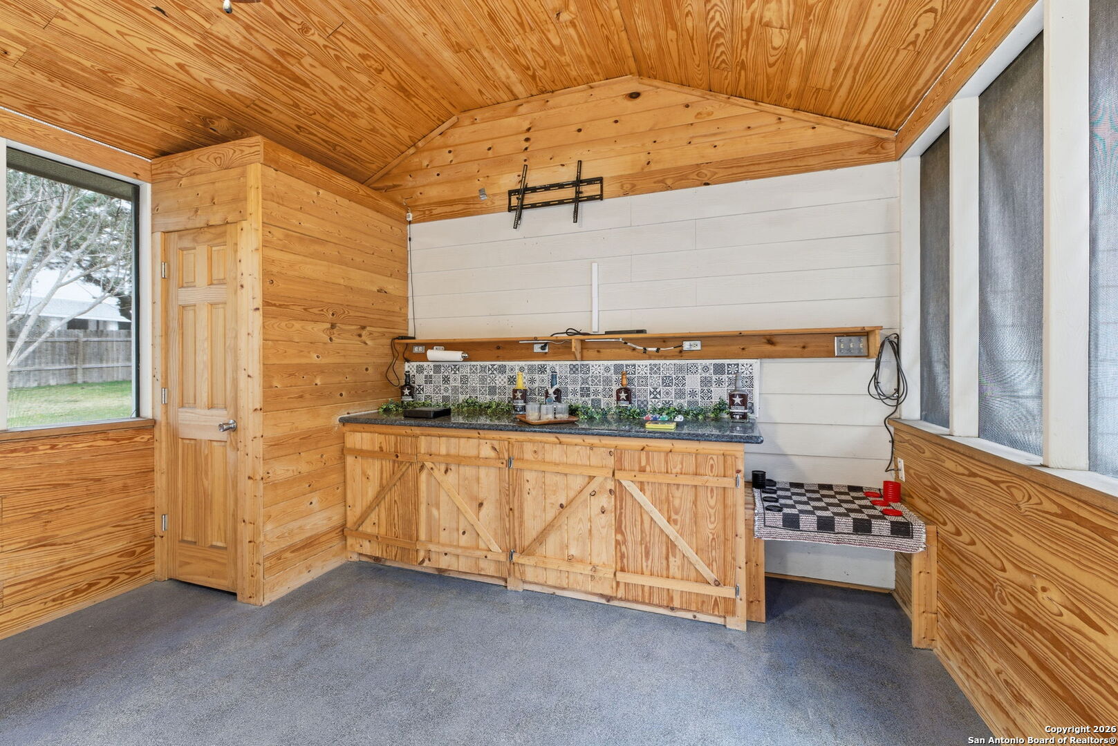 8810 London Heights