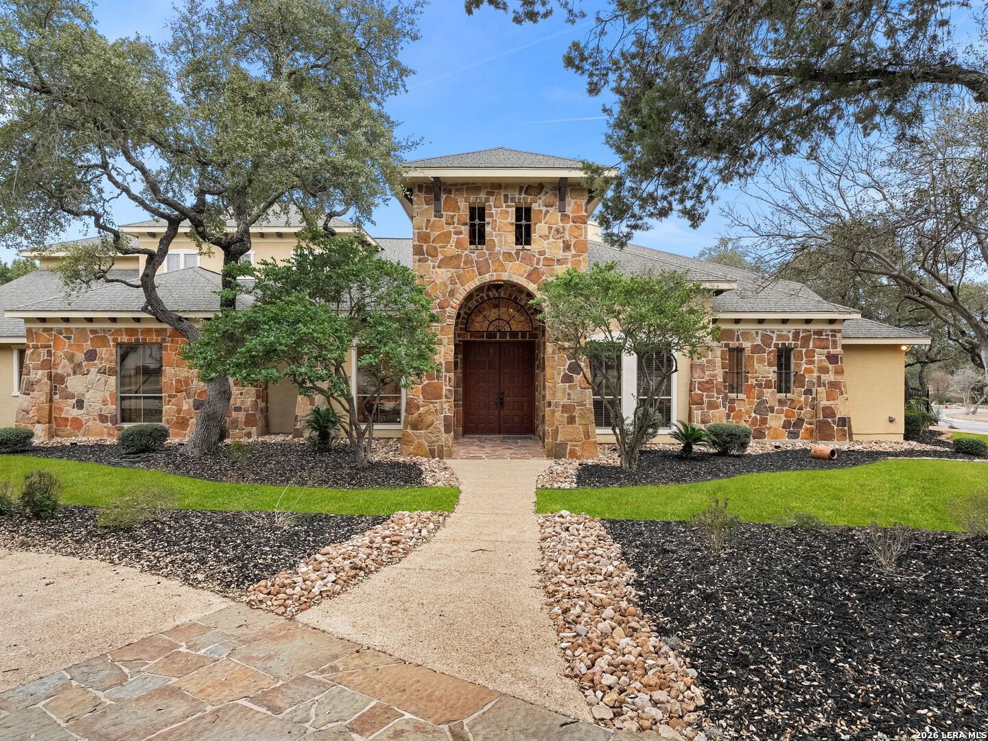 19819 Wild Hollow
