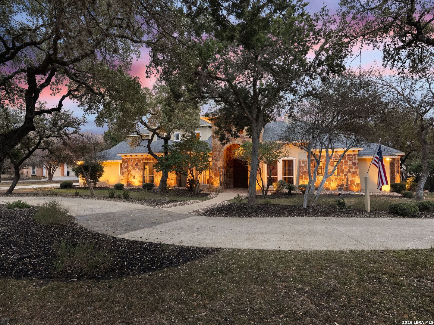19819 Wild Hollow