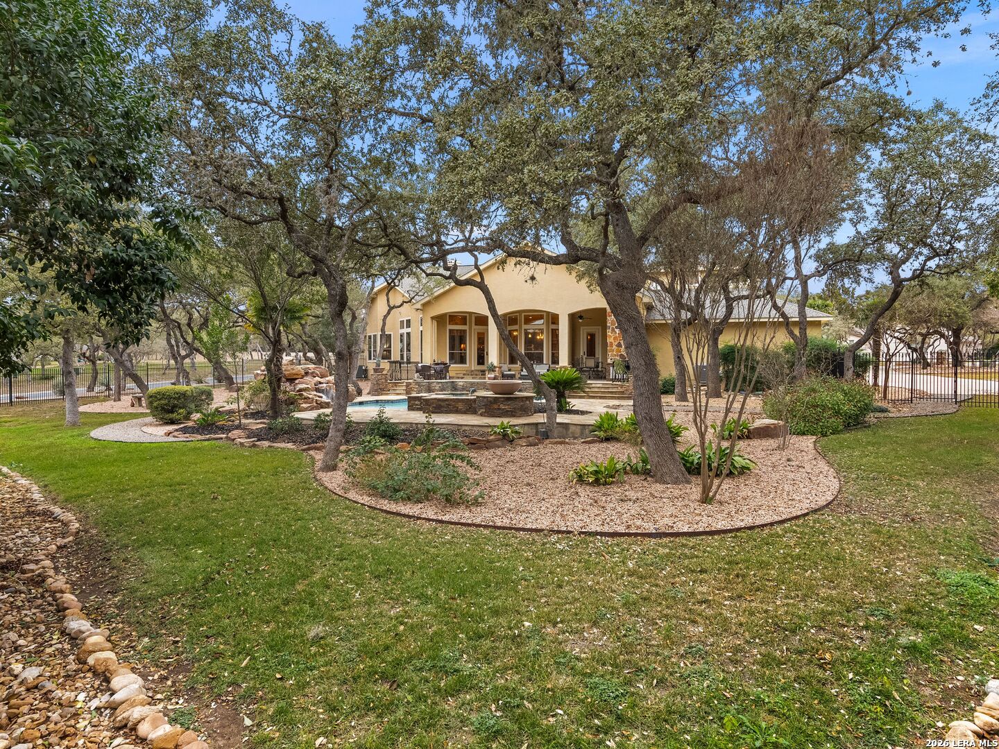 19819 Wild Hollow