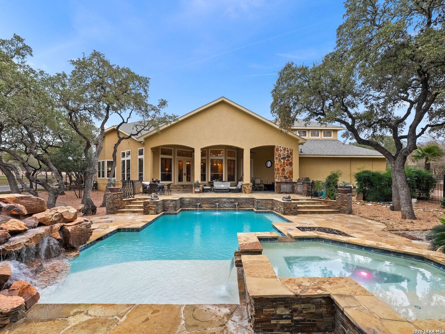 19819 Wild Hollow