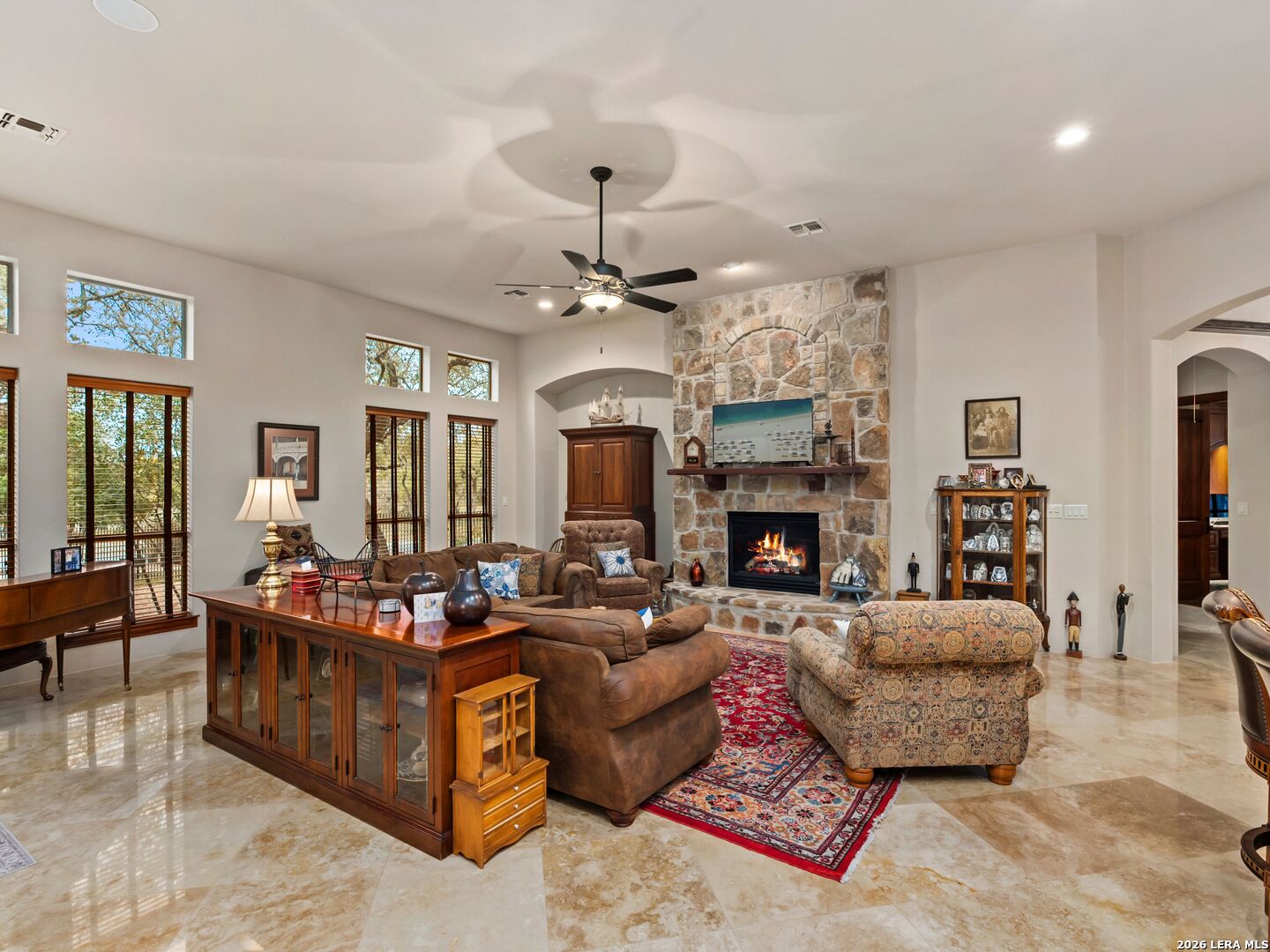 19819 Wild Hollow