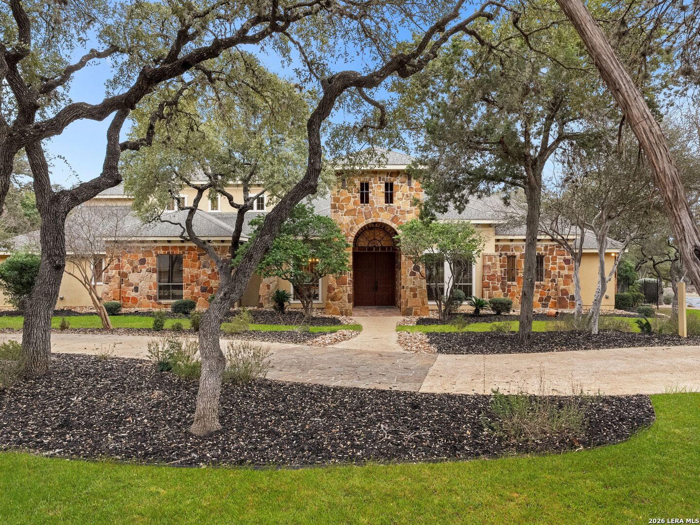 19819 Wild Hollow
