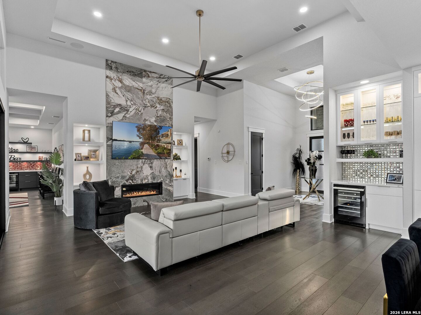 1709 Paradise Pkwy