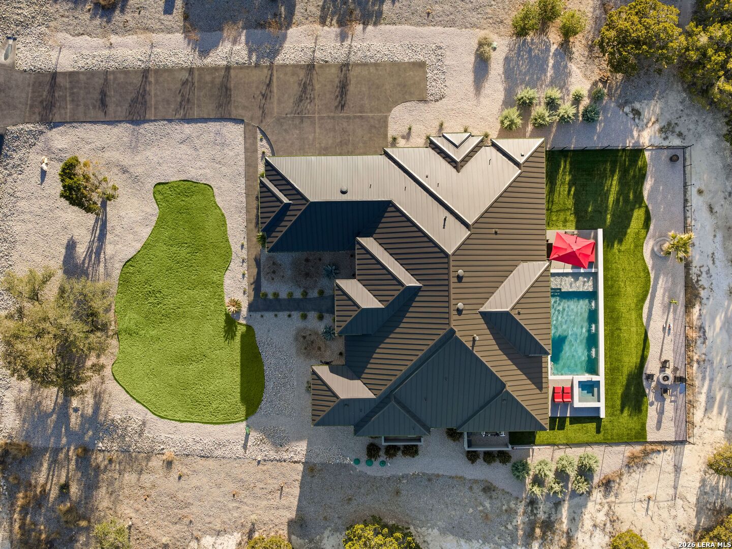 1709 Paradise Pkwy