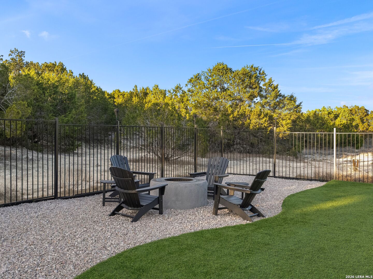 1709 Paradise Pkwy