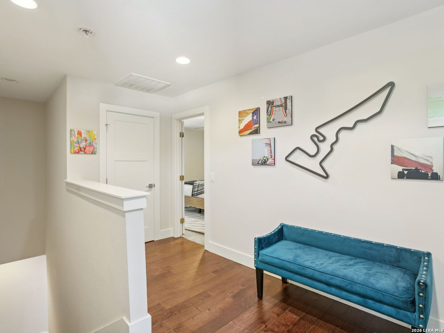 1206 Deloney APT B