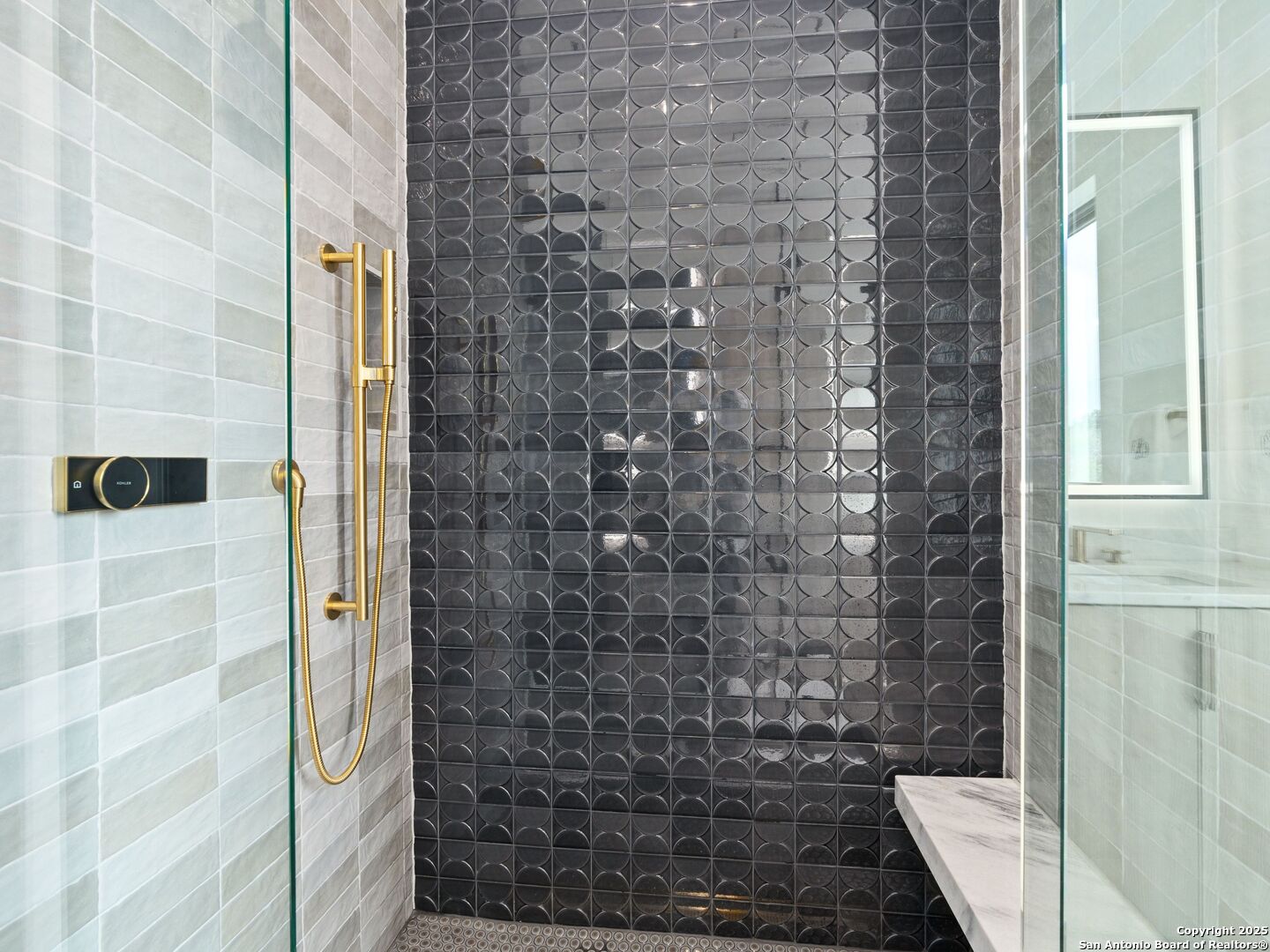 1104 SUMMIT RIDGE DR