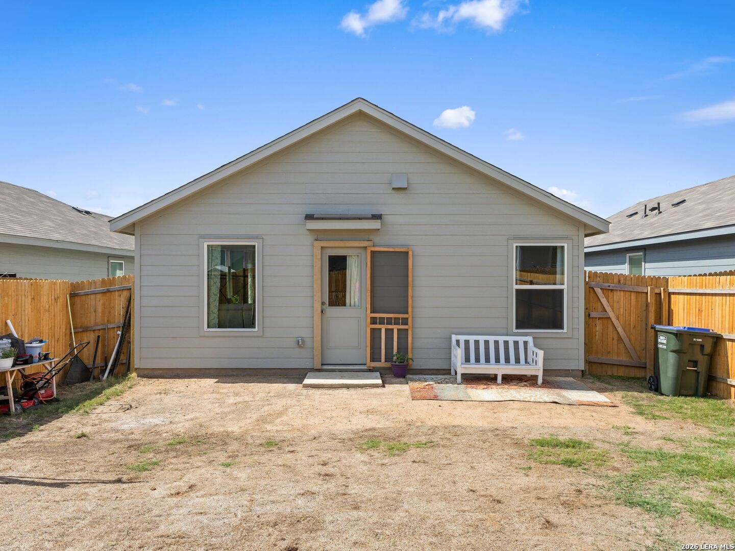 11543 Field Briar