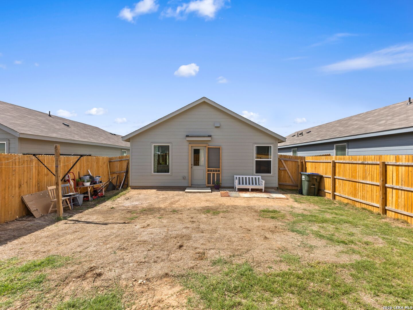 11543 Field Briar