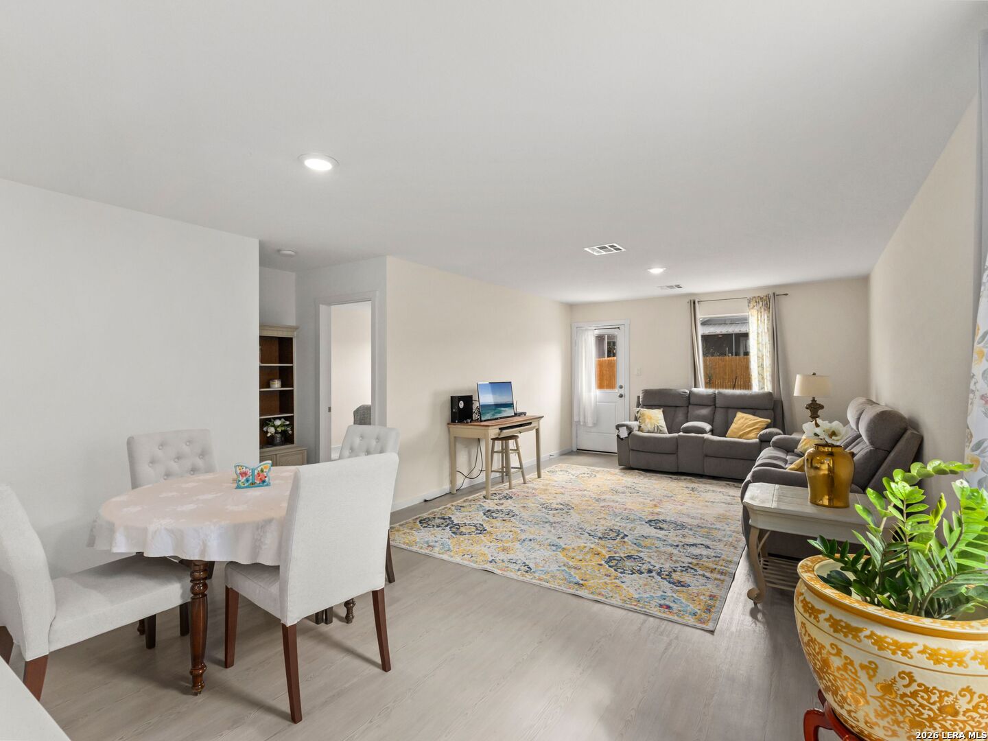11543 Field Briar