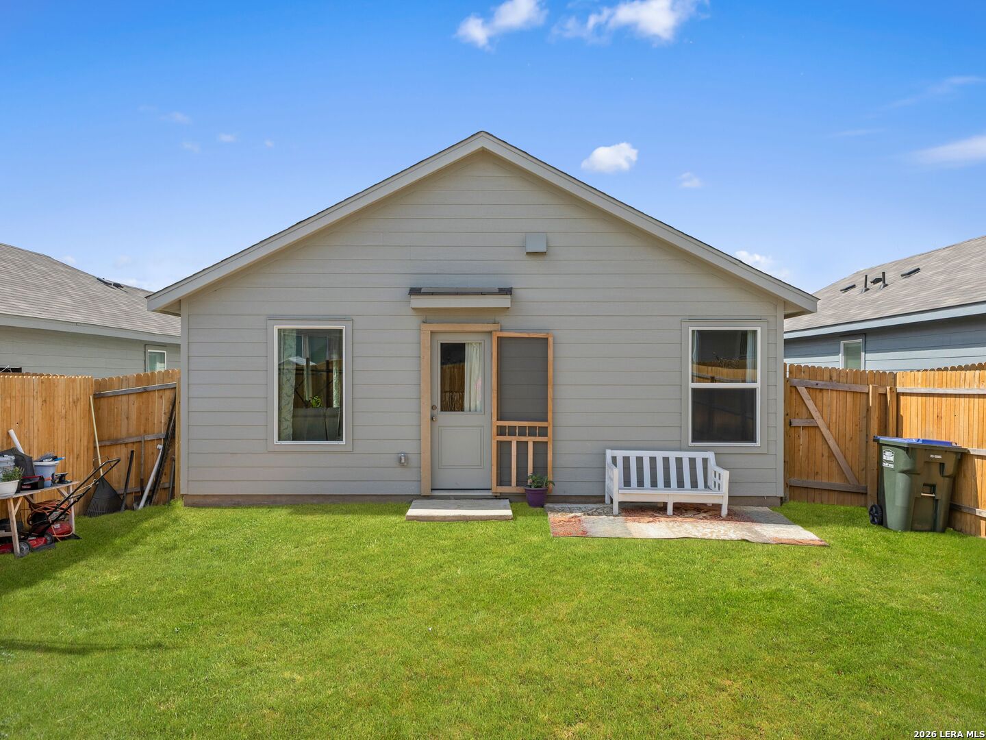 11543 Field Briar