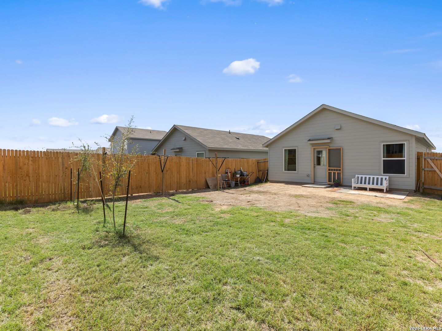 11543 Field Briar