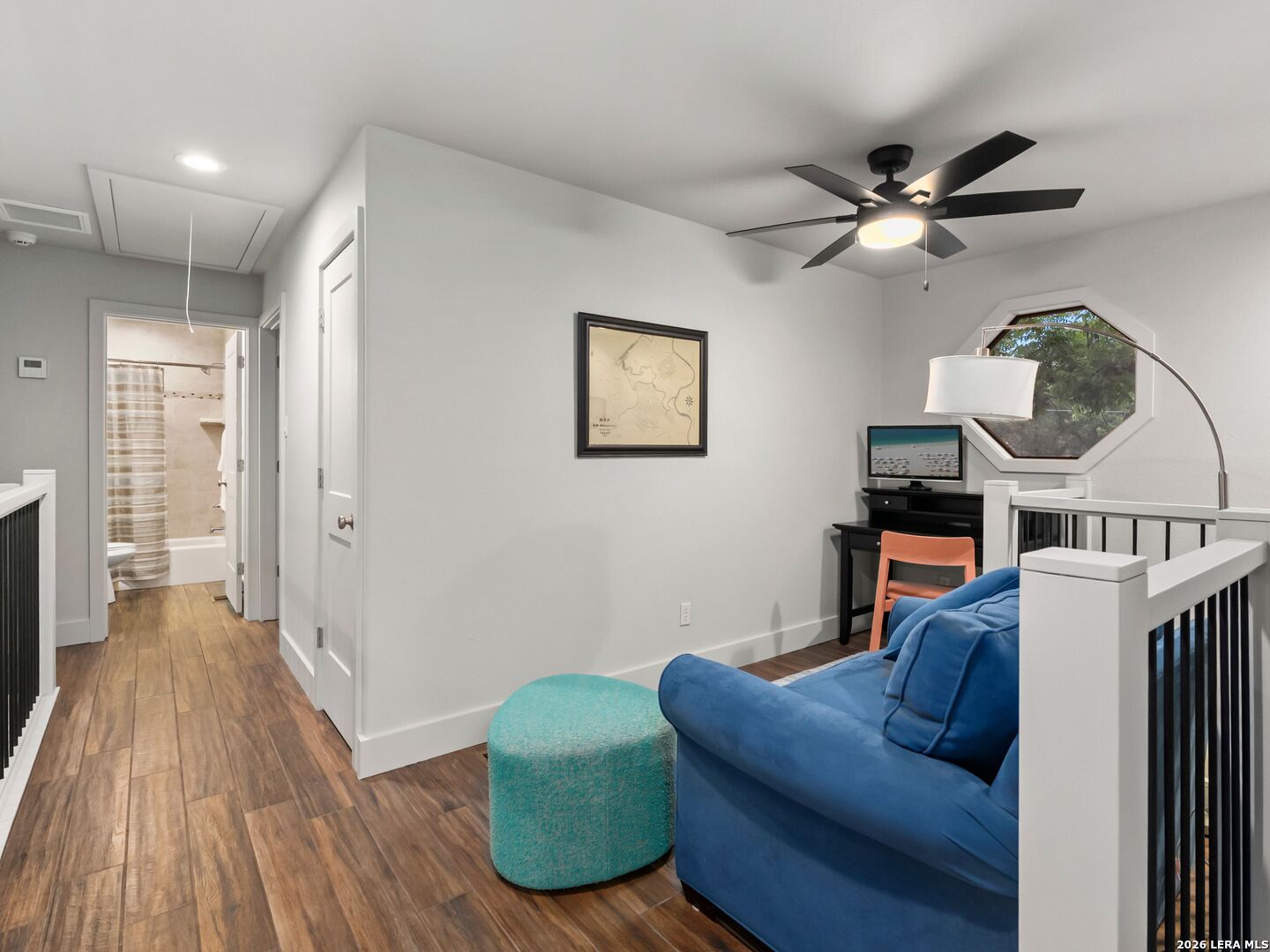 299 W Edgewater