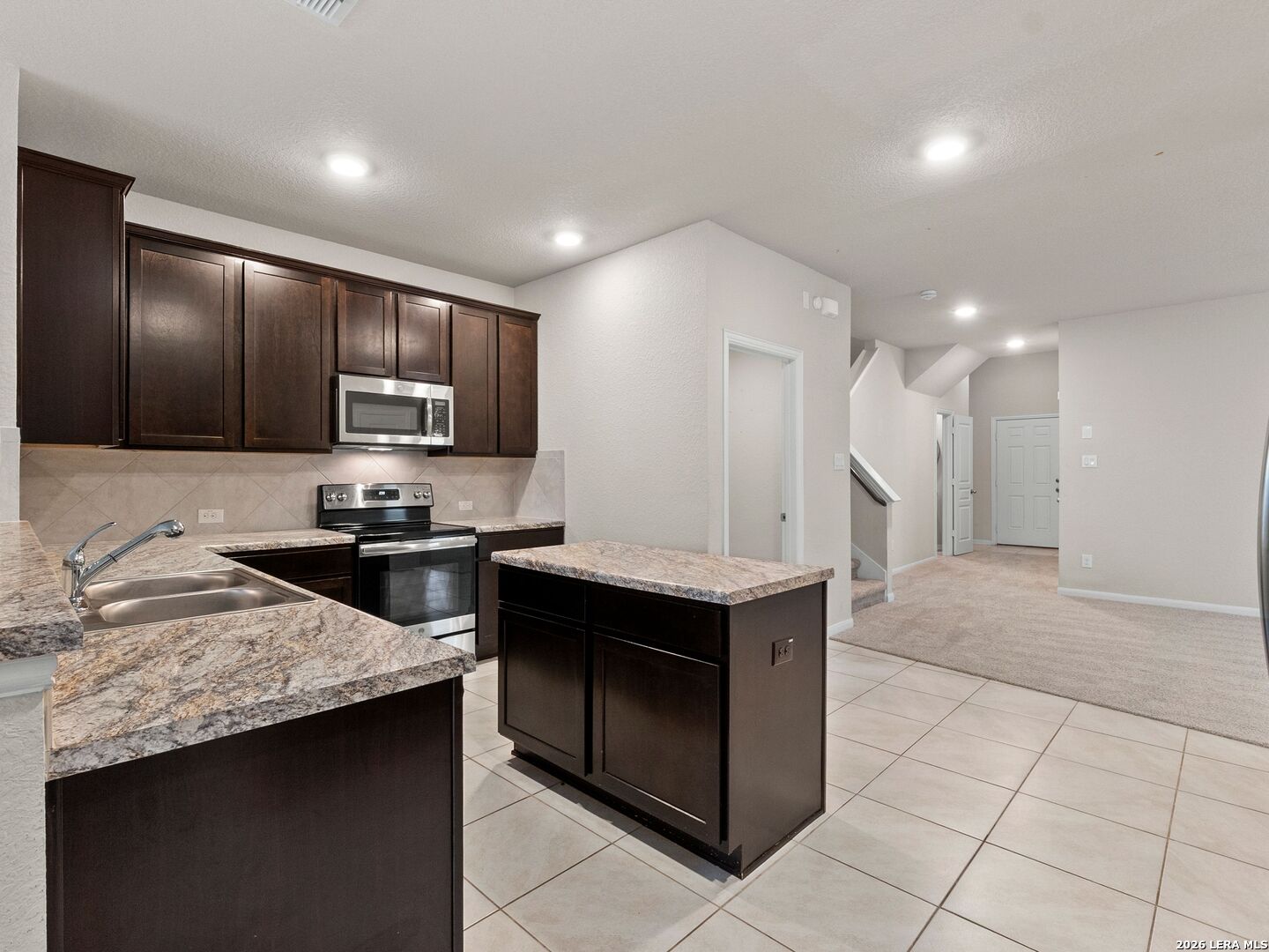 7210 Archers Grove