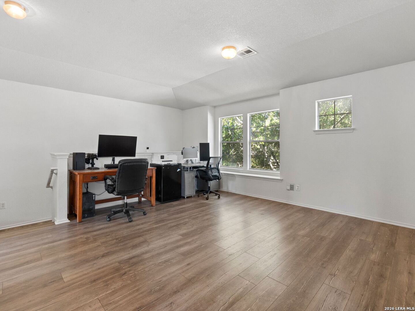 3406 Barksdale Dr